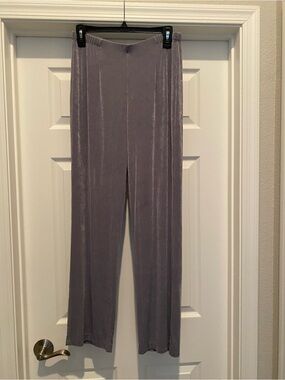 1R (10-12) Chico's Gray “Travelers” Pants Comfy Elastic Plane Cruise